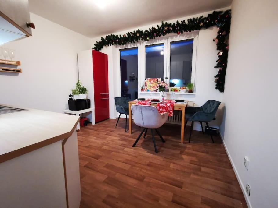 Cely Apartman Podlesi 54M2 S Dvema Balkony A S Novou Manzelskou Posteli, Zatim Neni Na Fotkach Lejlighed Brno Eksteriør billede